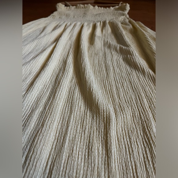 Women’s H&M Crinkled Smocked-Bodice Spaghetti Strap Summer Dress - Picture 11 of 11